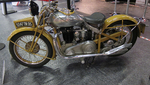 La moto française MGC 500 de 1935 sur le stand Axa Collection